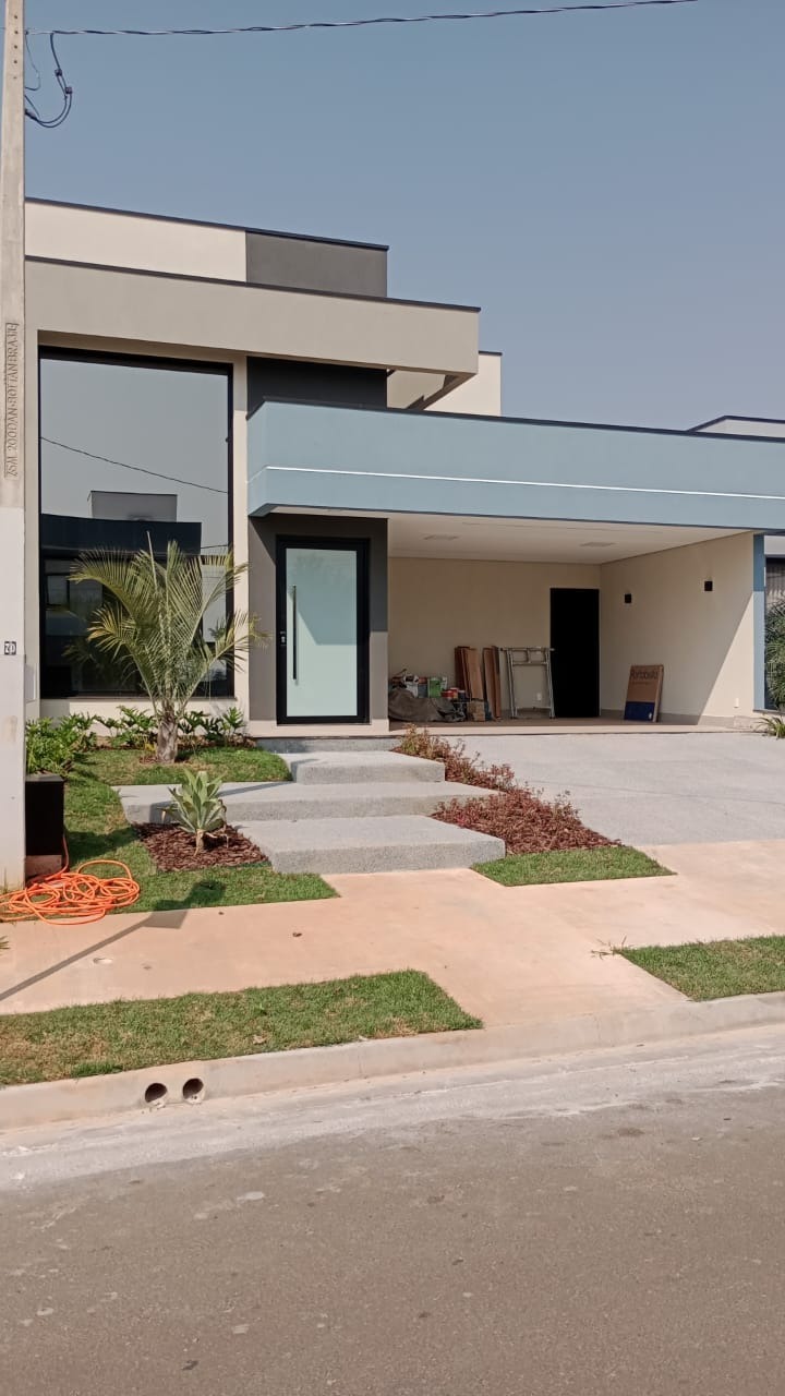 Casa em Condomínio à Venda no Jardim Piemonte