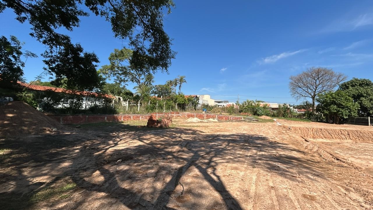 Terreno à venda na Chácara Alvorada