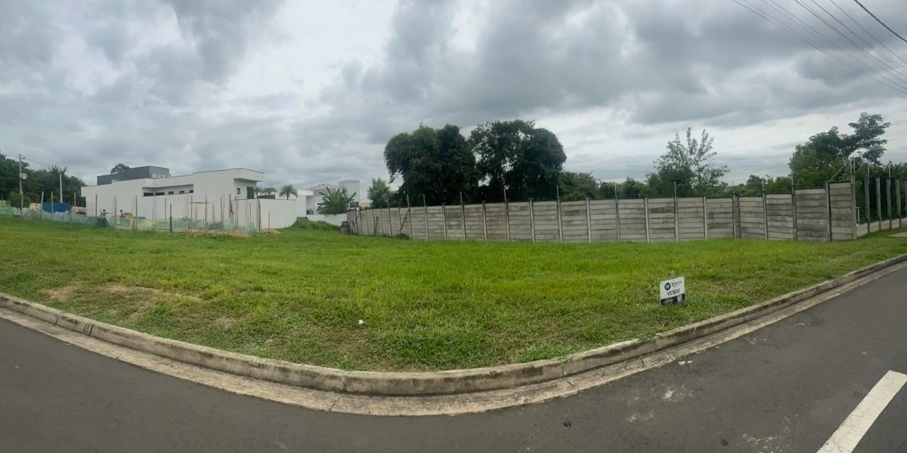 Terreno em Condomínio à Venda em Indaiatuba