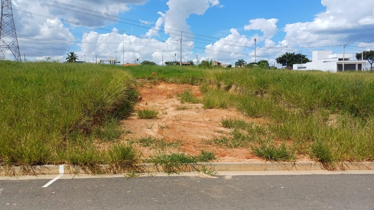 Terreno à venda no JD. CASABLANCA - Indaiatuba