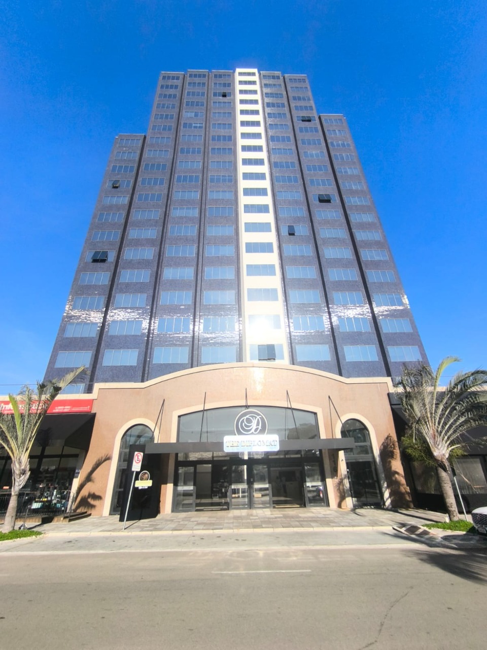 Loja para aluguel no Diplomat Office Mall