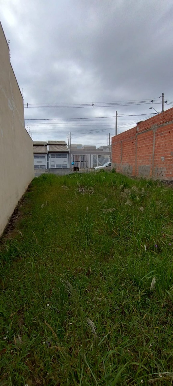 Terreno à Venda em Jardim Monte Carlo